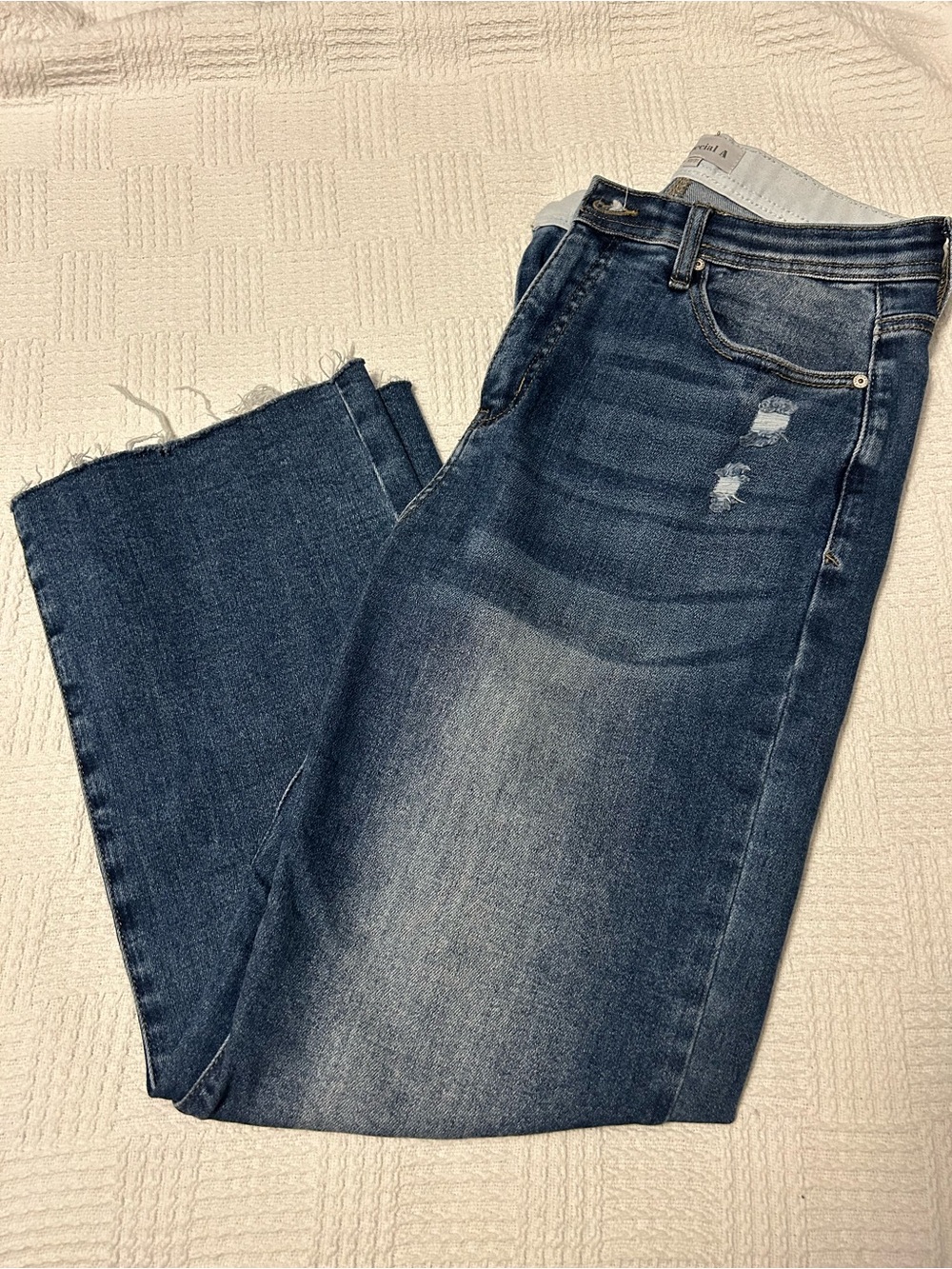 Classic High-Rise Wide Leg Jeans in Dark Blue Wash